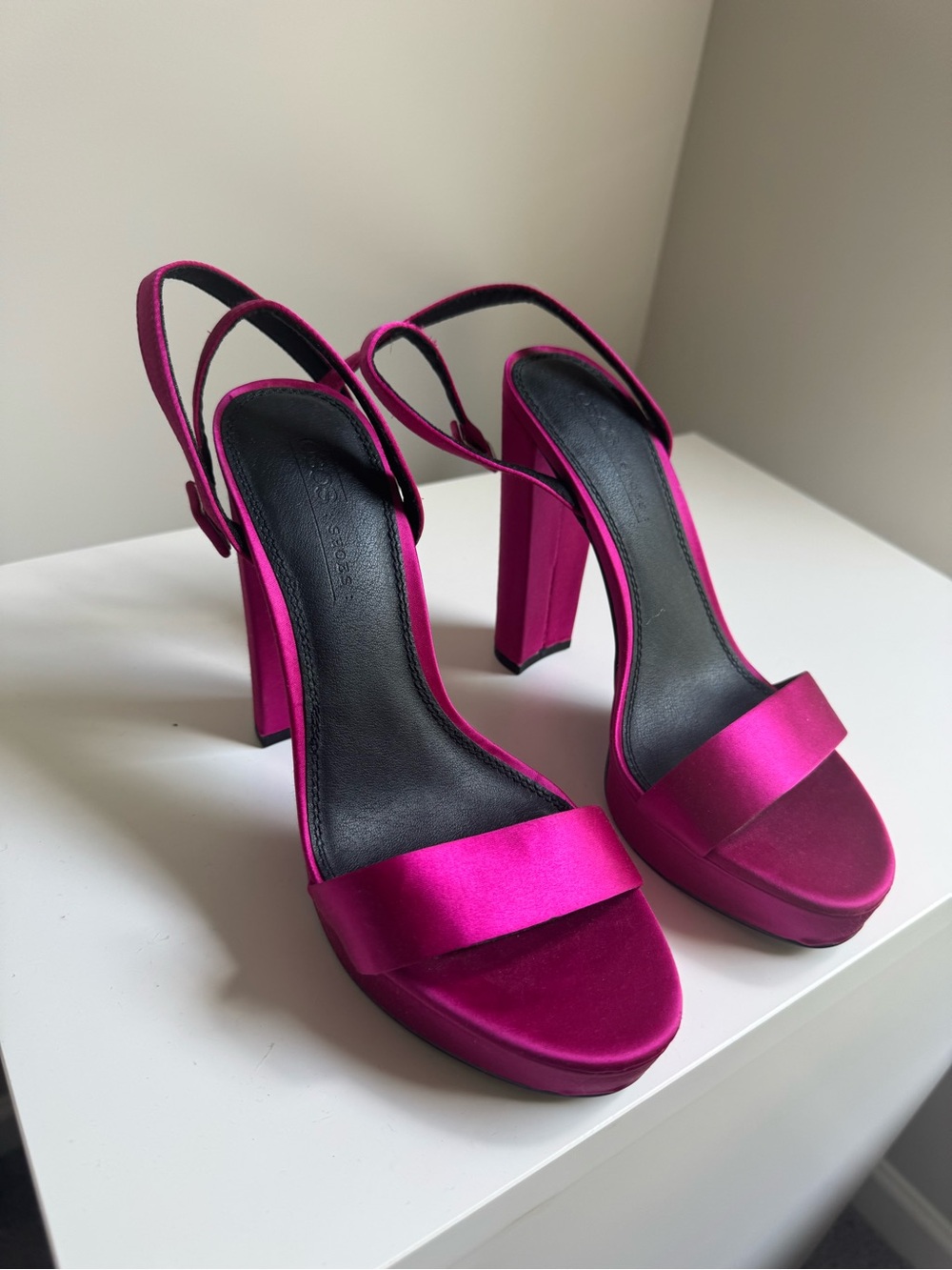 NEW ASOS PINK Fuchsia Block Heel Platform Sandals sz 8